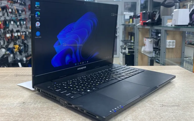 Ноутбук Aquarius NS685 RS