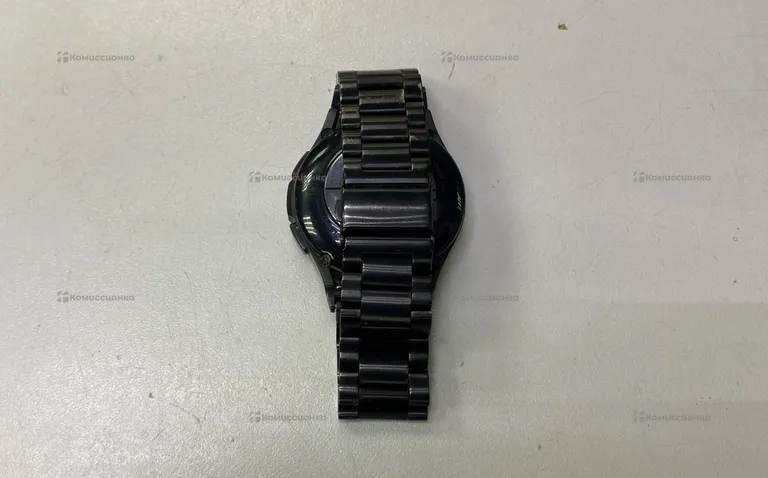 Часы  Galaxy Watch 4