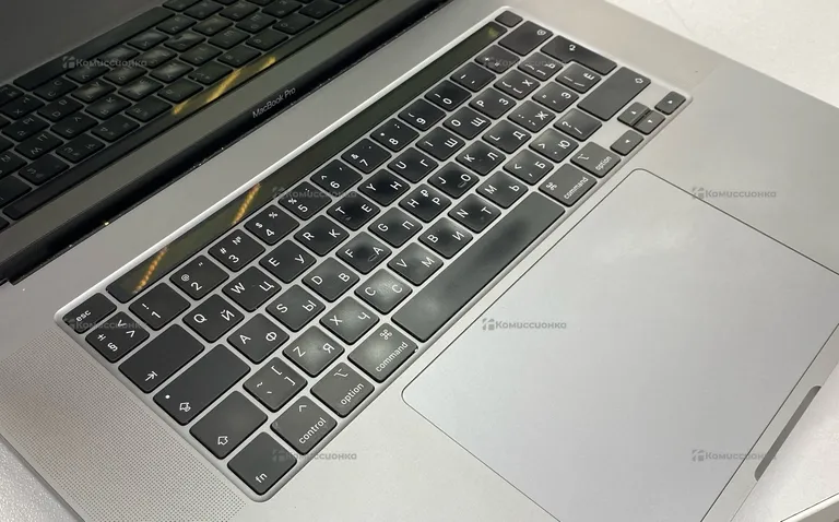 Ноутбук MacBook Pro (16-inch, 2019)