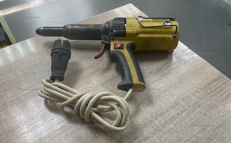 Заклепочник электрический Skytools SK1006