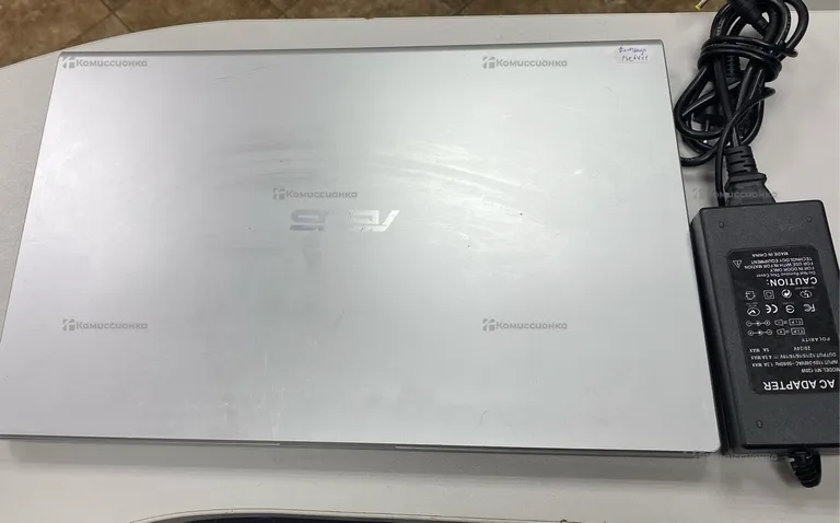 Ноутбук ASUS R565J intel Pendium 6805