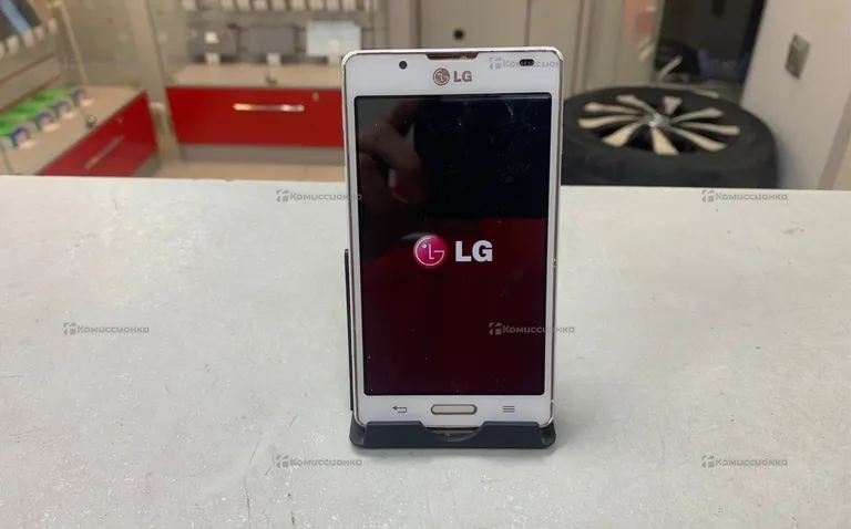 LG p-713