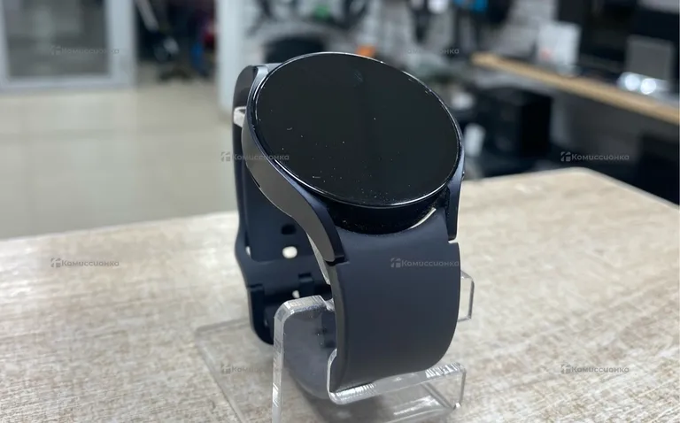 Часы  Samsung Galaxy Watch 6