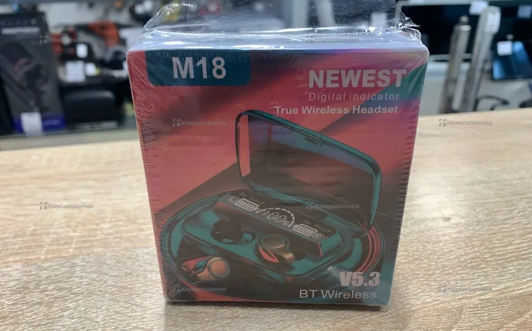 Наушники M18 v5.3