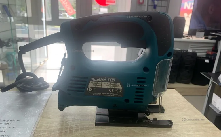 Электролобзик makita 4327