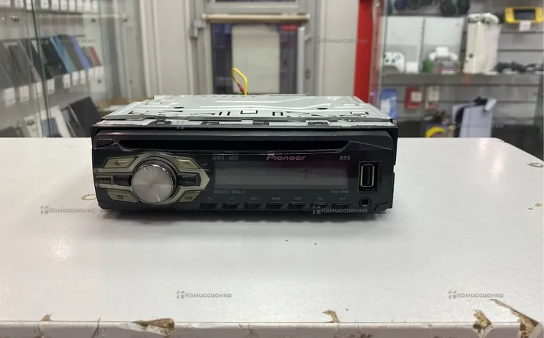 Автомагнитола  pioneer 1420