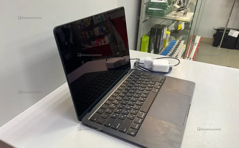 Apple MacBook Air M2