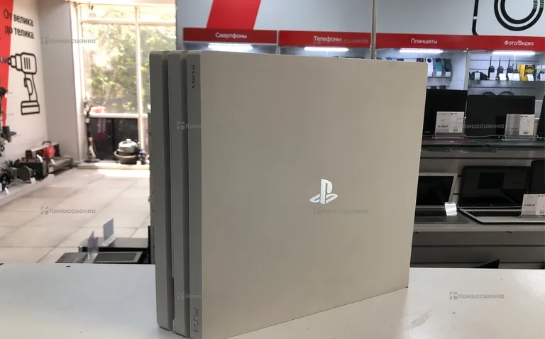 Приставка PlayStation 4 Pro 1TB