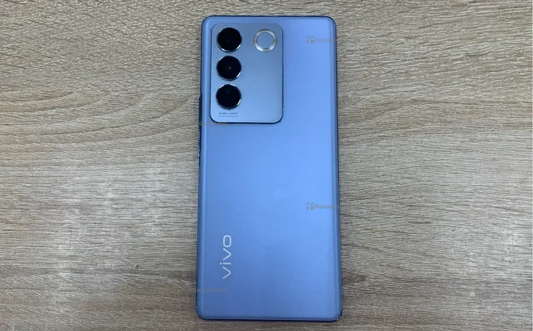 VIVO v27e 8/256