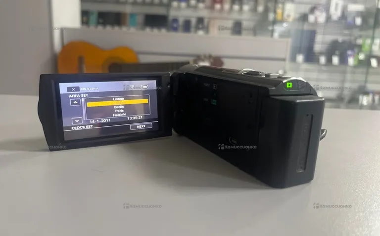 Видеокамера Sony DCR-SX45E