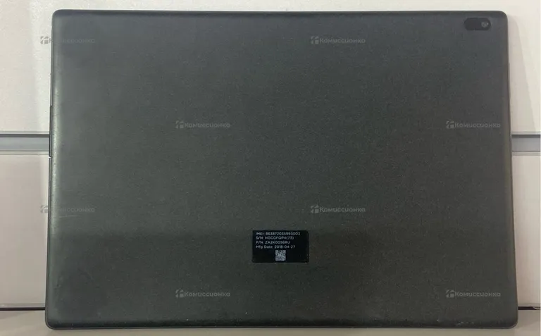 Планшет Lenovo Tab 4 TB-X304L 16Gb
