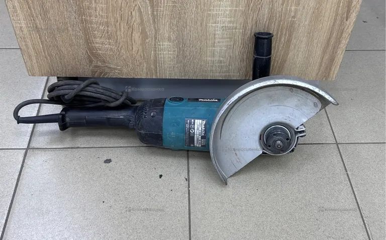 болгарка Makita 9069