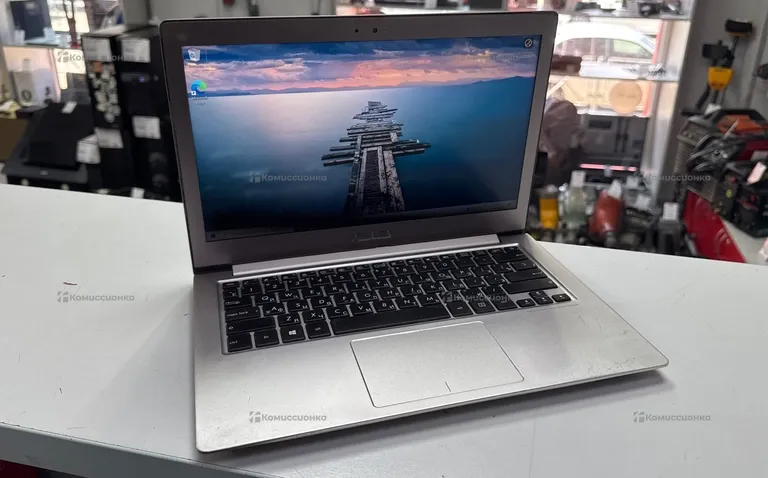 Ноутбук  asus