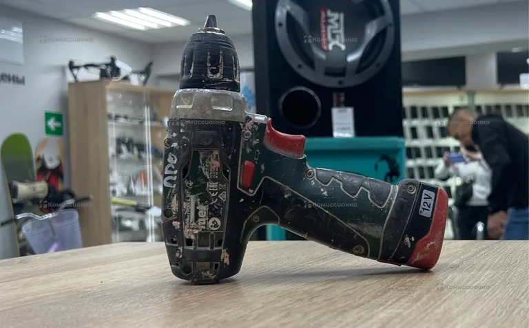 шуруповерт  metabo 12v