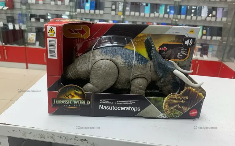 Динозавр Nasutoceratops