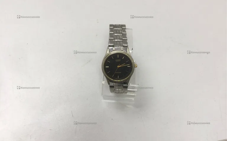 Часы Casio