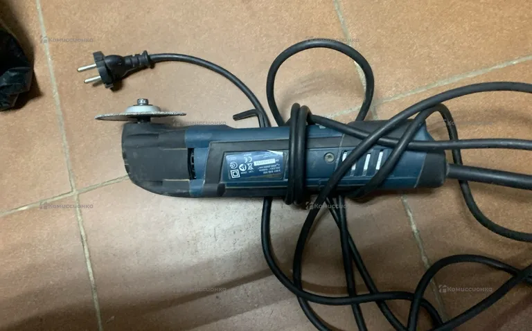 Многофункциональная шлифмашина Bosch GOP 250 CE