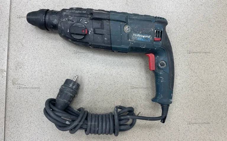 Перфоратор Bosch GBH-2400