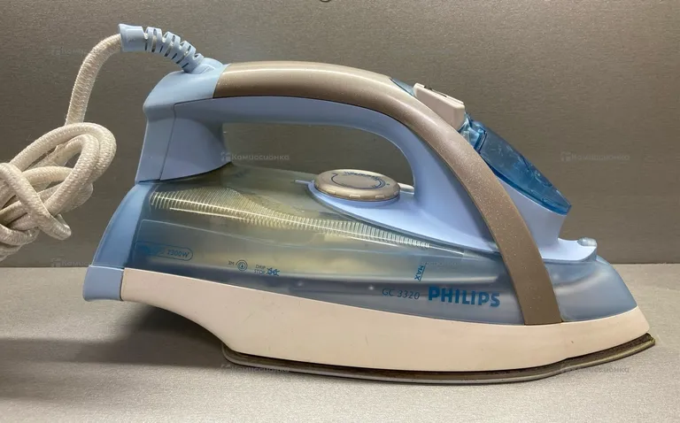 Утюг Philips GC3320