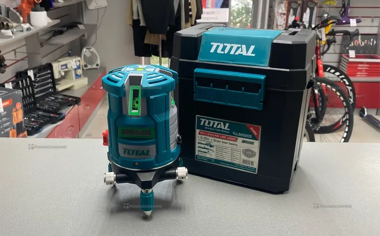 Лазерный нивелир Total TLL305205