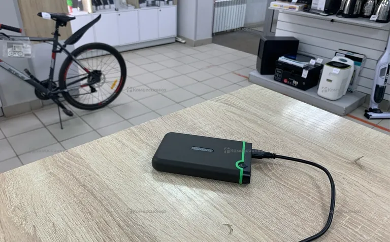 Жесткий диск  Transcend StoreJet 1tb