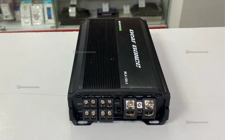 Усилитель  Deaf Bonce MLA-100.4