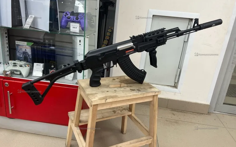 Автомат страйкбольный AK-74M