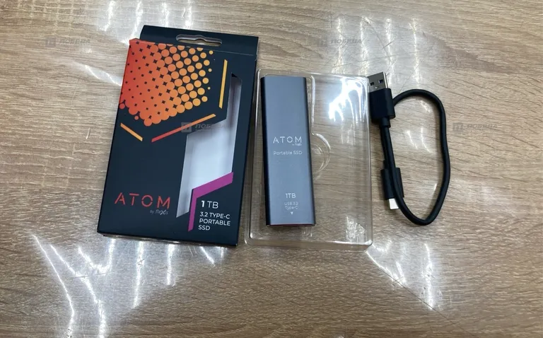 Внешний SSD диск Atom 1Tb