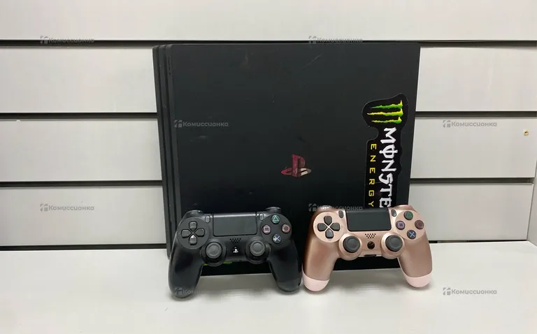 Приставка PS4. Pro 1 tb