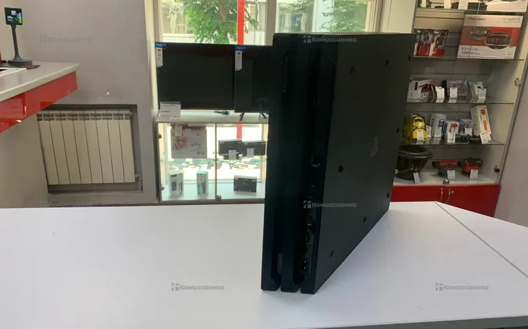 Приставка Sony PS4 Pro 1Tb