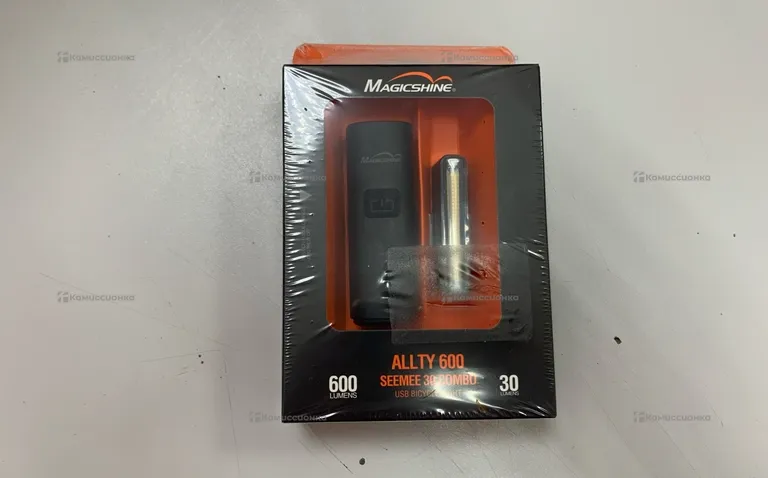 Фонарь велосипедный Magicshine 600 Lumens