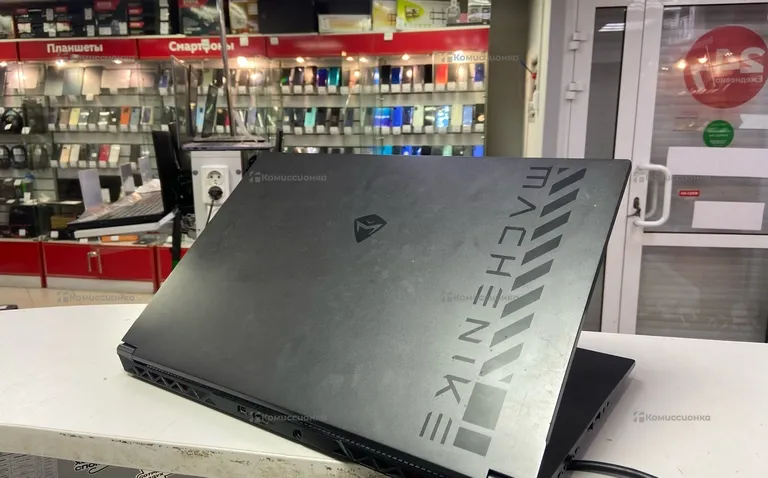 Ноутбук Machenike i7-11800H/Rtx 3050