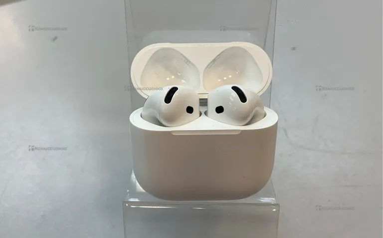Наушники  AirPods 4