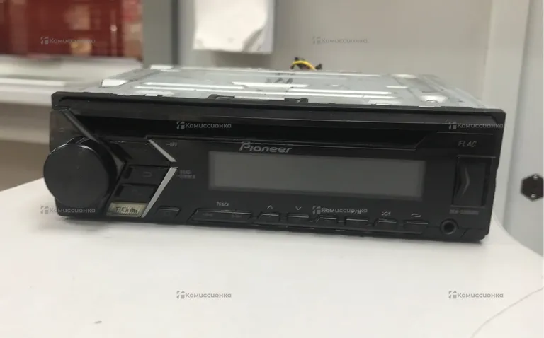 Автомагнитола  Pioneer DEH-S100UBG