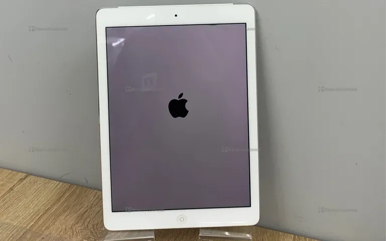 Планшет Apple iPad Air A1475 32Gb LTE