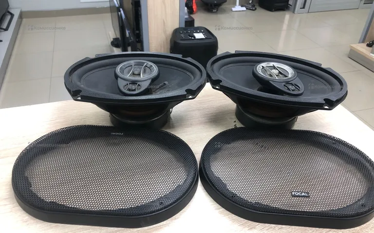Колонки Focal Auditor RCX-690