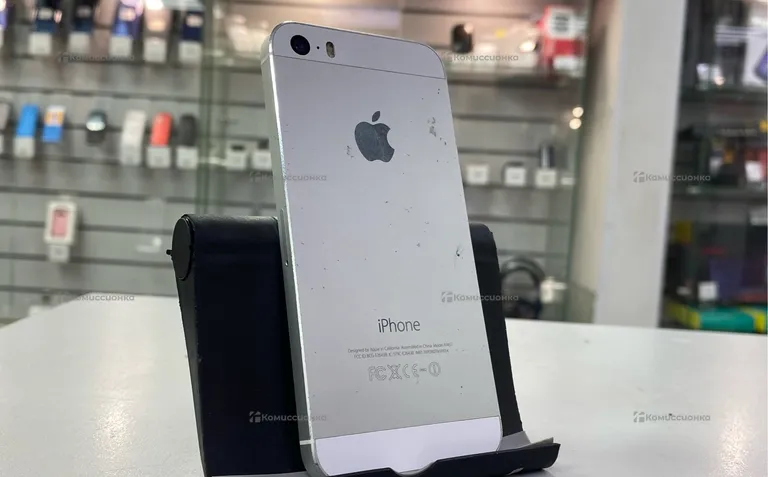 Apple iPhone 5s 16Gb