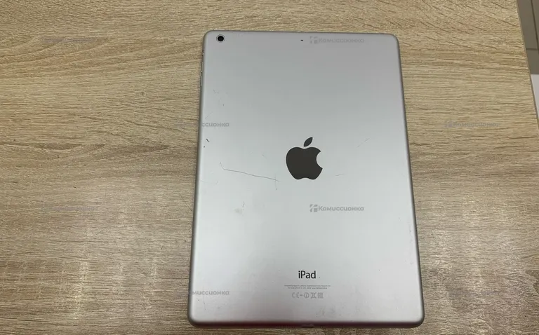 Планшет Apple IPad Wi-Fi 16 Гб