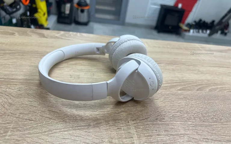 Наушники  jbl tune 520 bt