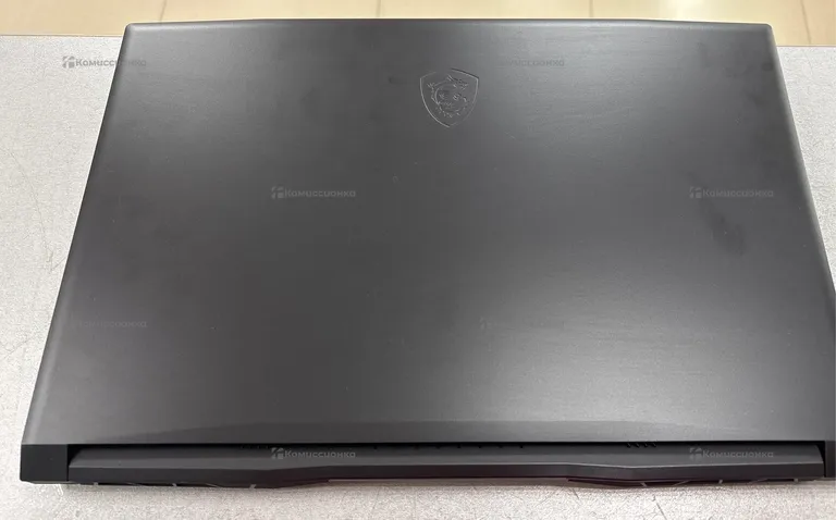 Ноутбук  MSI katana gf76