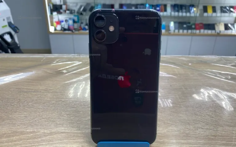 Apple iPhone 11 64 ГБ