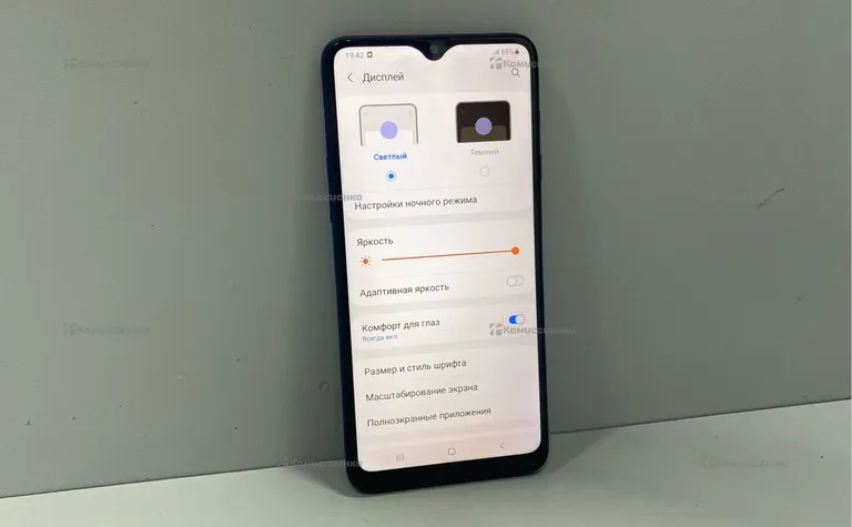 Samsung Galaxy A20s 3/32 ГБ