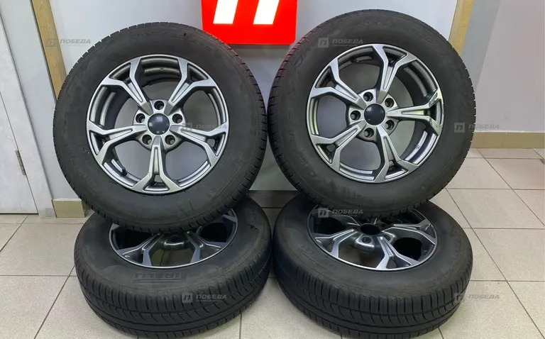 Авто колеса Pirelli 205/65 R15