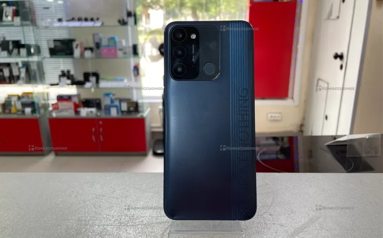 Tecno Tecno Spark 8c 4/64 ГБ
