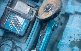 уши MAKITA аккумуляторная Makita DGA504