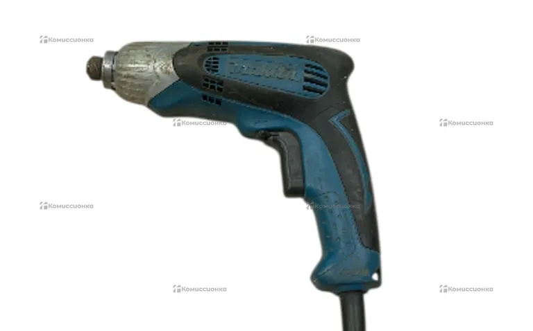 Винтоверт makita TD0100