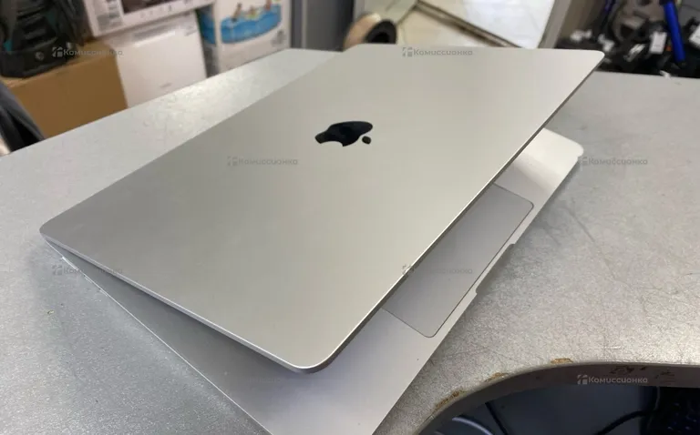 MacBook Air 15-дюймов M2 (2023)