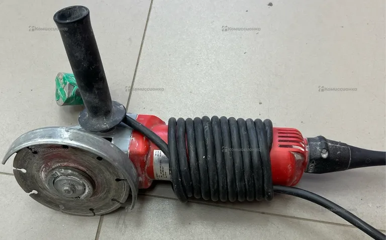 УШМ Milwaukee AG9-125QXE