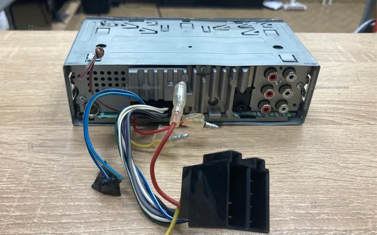Автомагнитола  Pioneer MVH-S520BT