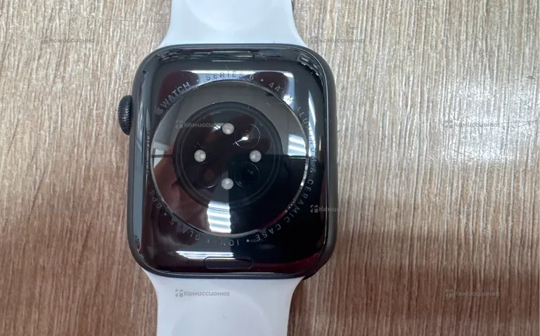 Часы  Apple Watch 6 44MM